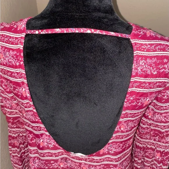 TulaRosa dress sz sm- maroon/burgandy w/flowers purchased at Revolve Clothing - Picture 4 of 6